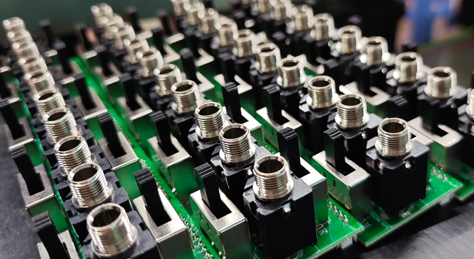 چگونه کارخانه های PCBA می توانند کیفیت خدمات را از طریق مدیریت رضایت مشتری بهبود بخشند