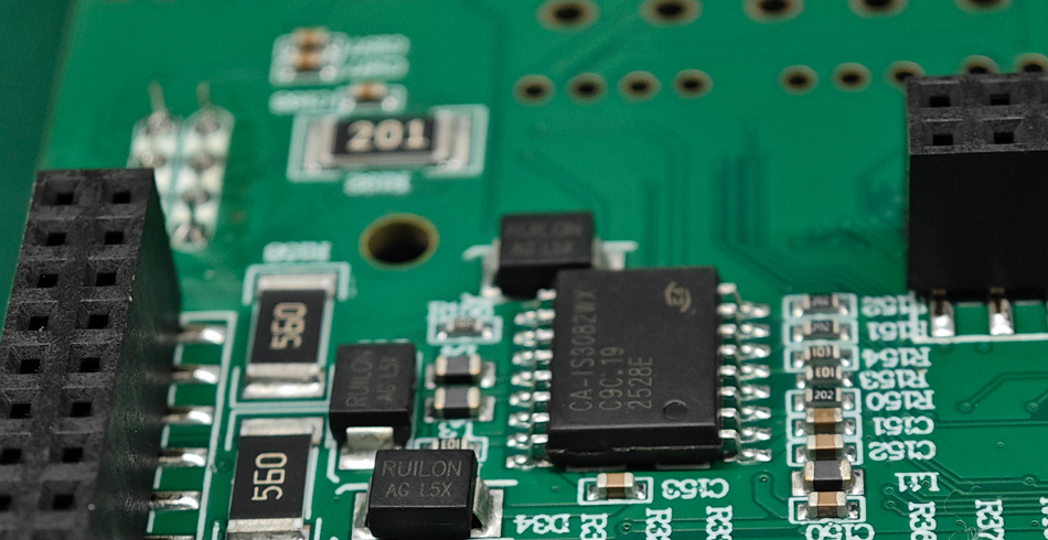 ارزیابی قیمت‌های پردازش PCBA: چگونه از انتخاب تامین‌کننده مناسب اطمینان حاصل کنیم؟